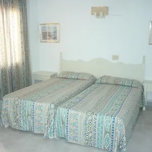 https://jorbar-apartments.balearic-islands.net
